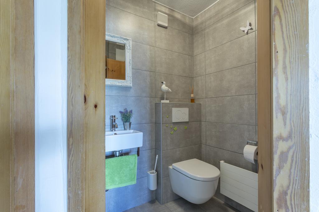Apartment Haus Arnika Obersaxen Extérieur photo